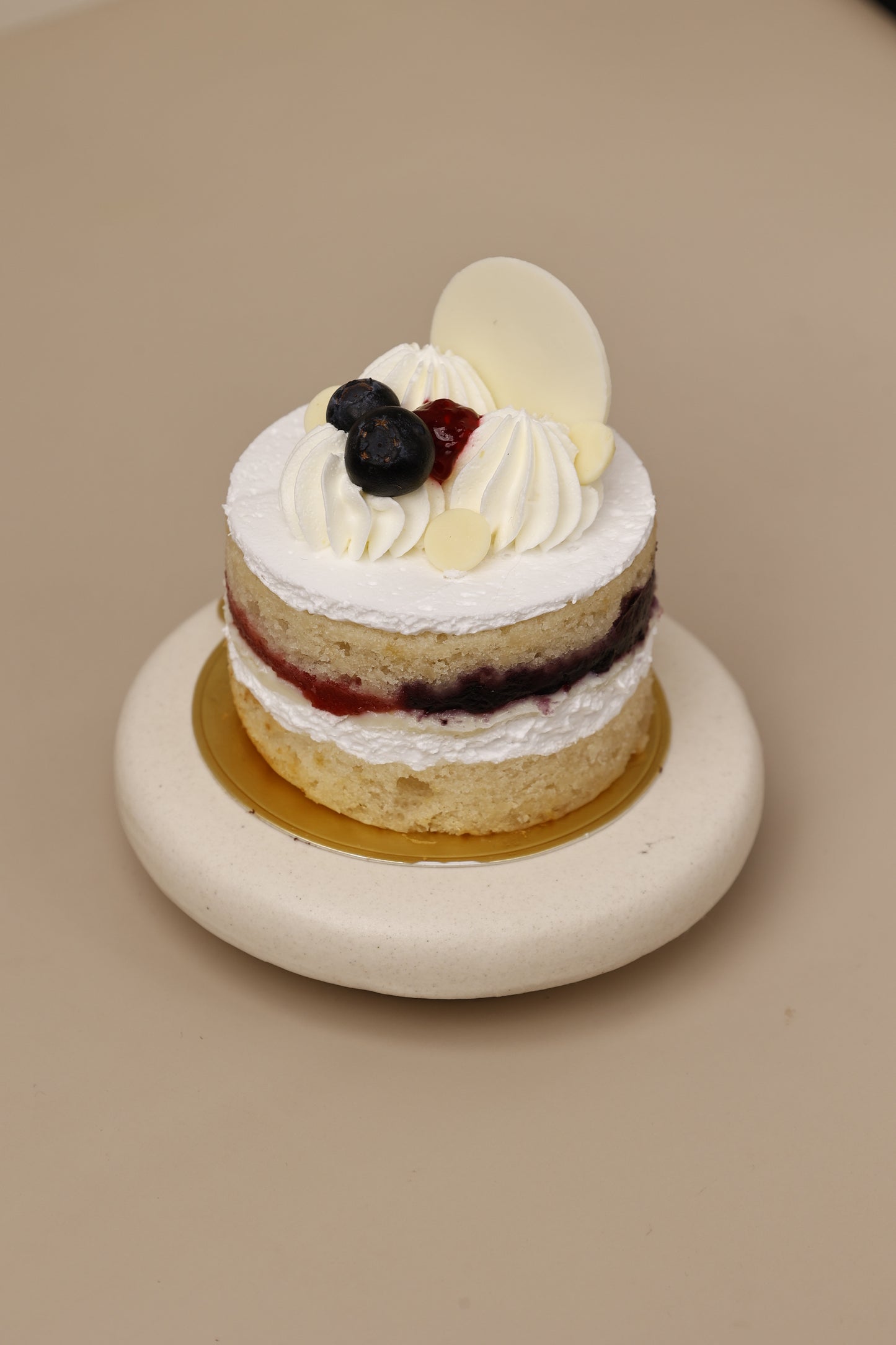 Vanilla, White Chocolate and Berries